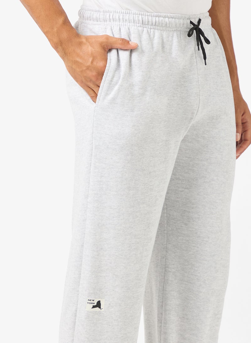 سفنتي فايف بيسيكس بنطلون رياضي واسع بتفاصيل دفعات - Image 4