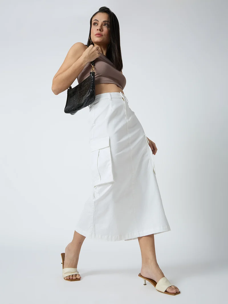 globus Women Stretchable Solid Mid-Rise Straight Fit Midi Cargo Skirt