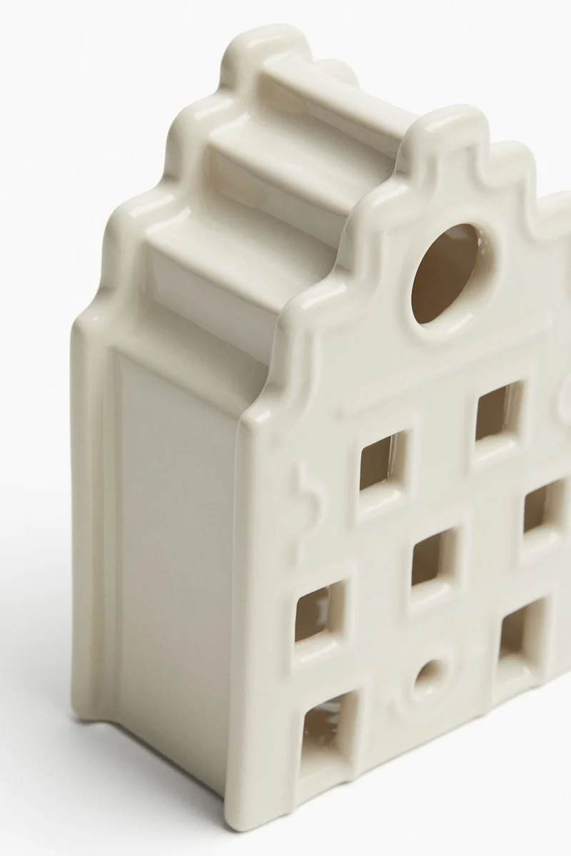 اتش اند ام زينة كريسماس من الفخار