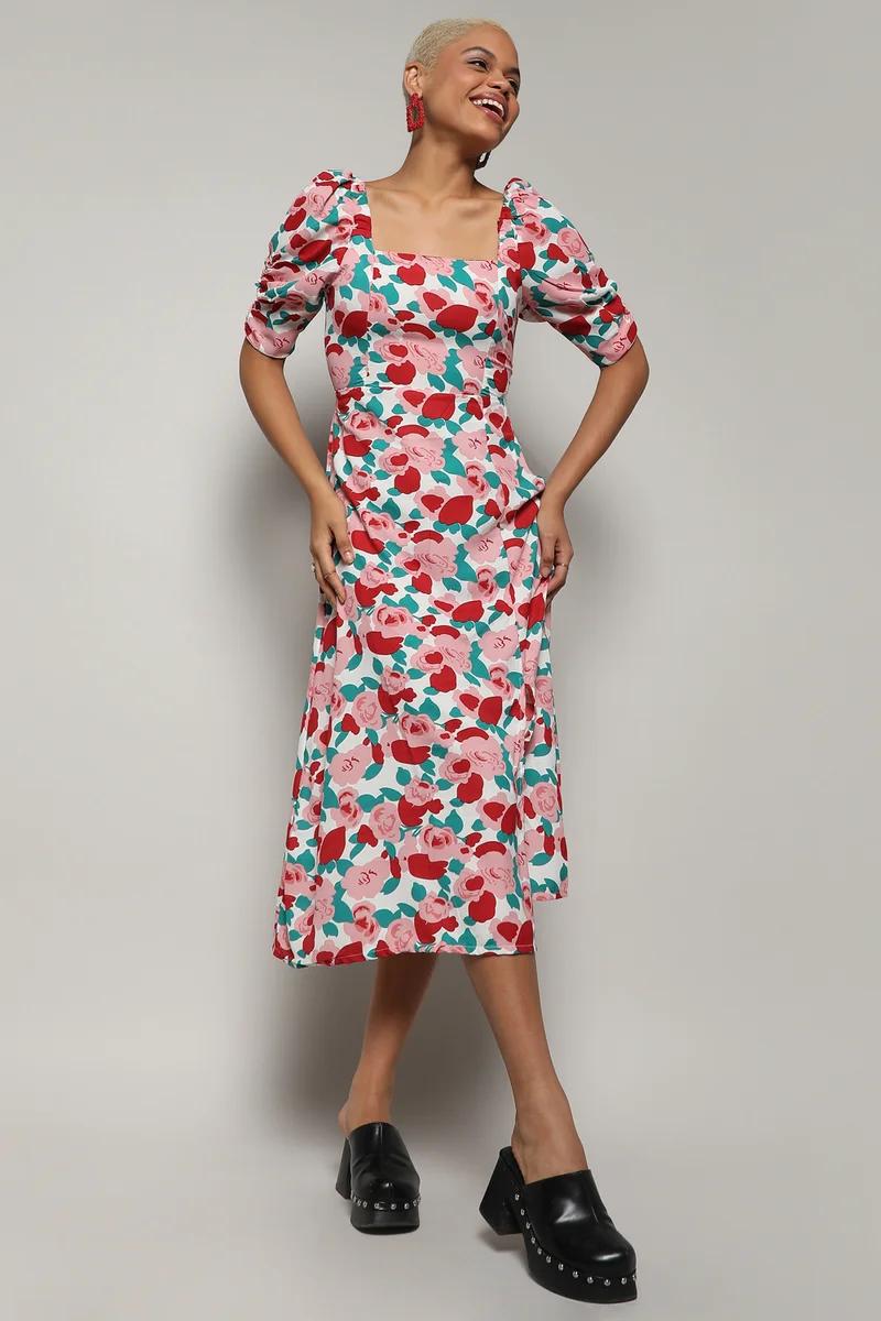 كامبوس سوترا Women's Crimson Red & White Rose Cluster Dress