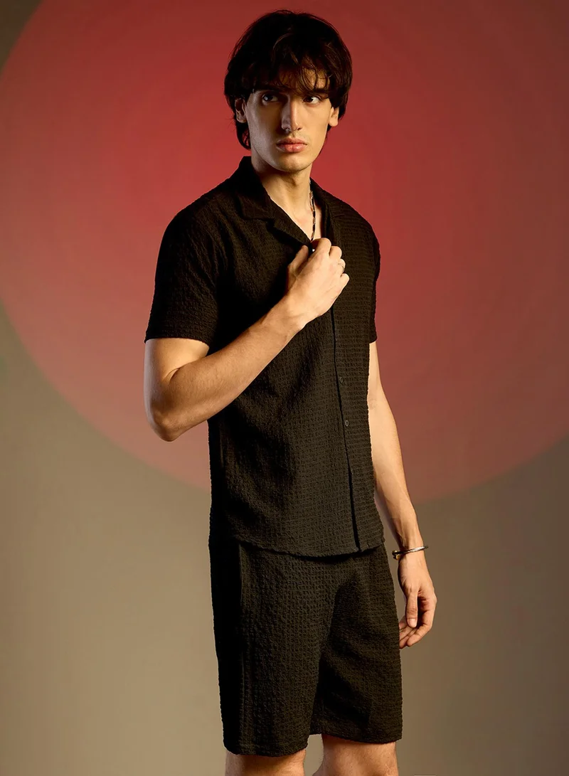 Campus Sutra Men's Onyx Black Crease-Box Co-Ord Set