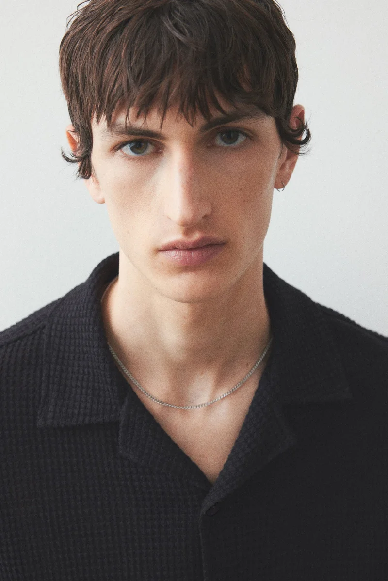 اتش اند ام قميص بقصة عادية محبوك من الجاكار