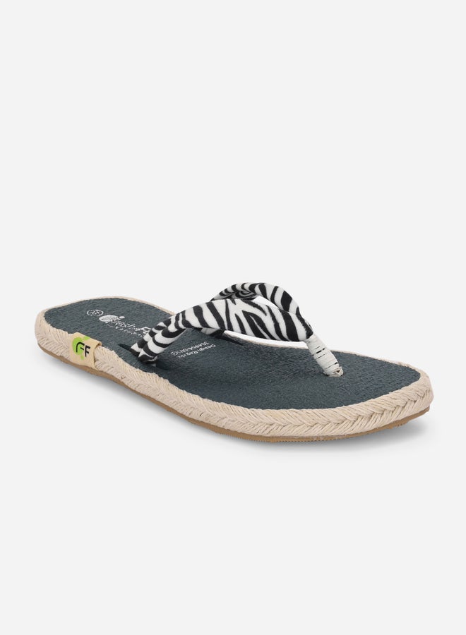 Fresh Feet Fresh Feet Zebra Print Thong Toe Yoga Mat Slippers  - Image 3