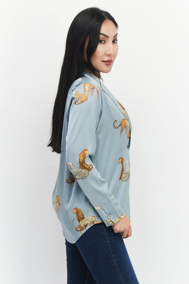 bebe Women Split Neck Long Sleeves Allover Print Shirt, Grey - Image 3