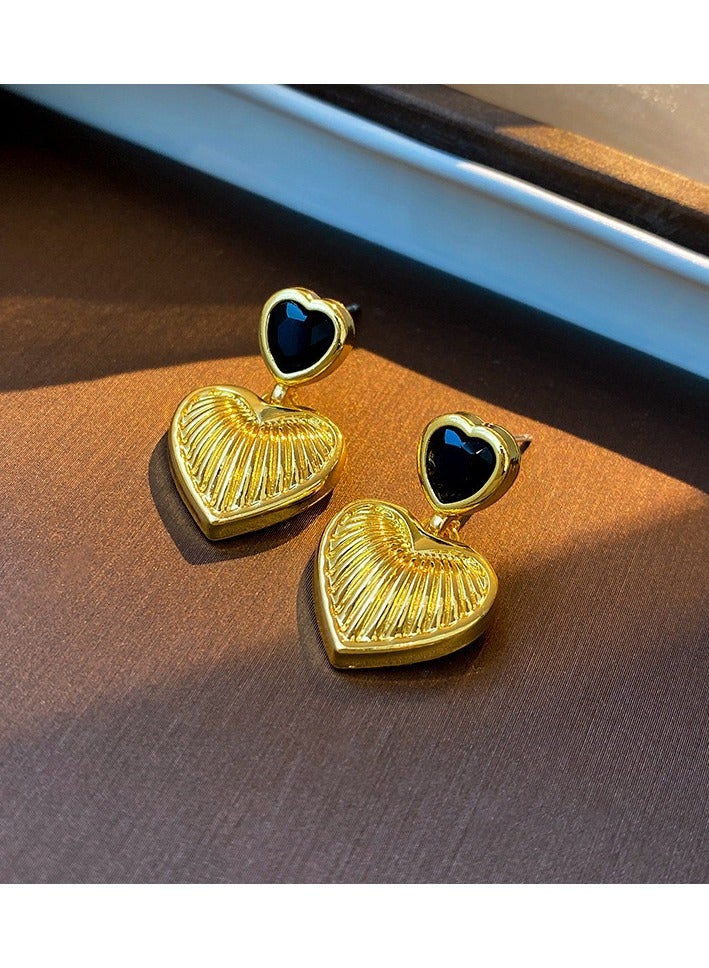 صن سباير أقراط فضية مطعمة بإبرة فضية على شكل قلب أسود - أقراط على شكل قلب - مجوهرات رائعة وأنيقة