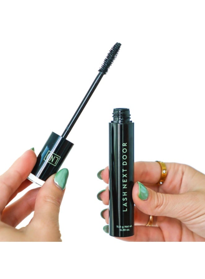 LASH NEXT DOOR ماسكارا مقاومة للماء بلون أسود لإطالة وكثافة الرموش - ماسكارا بدون تكتلات لتكثيف وإطالة الرموش - رموش مقاومة للتلطخ من بروكلين وبايلي (عبوة واحدة) - Image 1