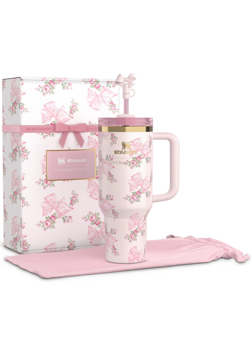 ستانلي The X LoveShackFancy Holiday Quencher,Stainless Steel Vacuum Insulated Tumbler with Lid and Straw for Water, Iced Tea or Coffee, Smoothie and More 40 OZ, Presented in Elegant Gift-Ready Packaging - Image 2