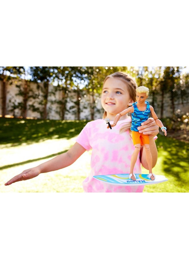 Barbie - دمية كين مع لوح تزلج وجرو أليف، دمية كين شقراء قابلة للتعديل مع ملحقات ذات طابع مثل منشفة - Image 1