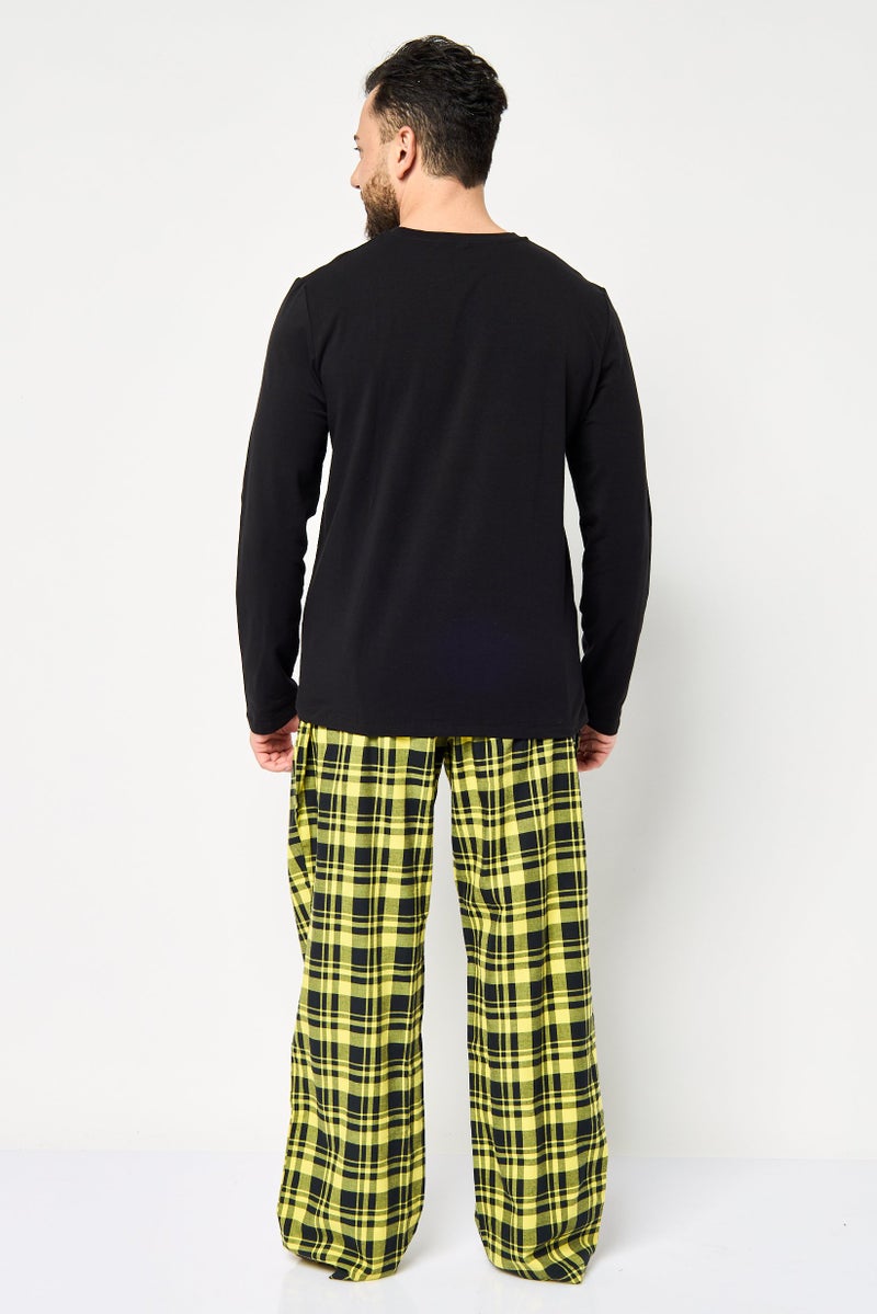 MOSCHINO Men 2 Piece Embroidered Logo Pajama Set, Multicolor - Image 2