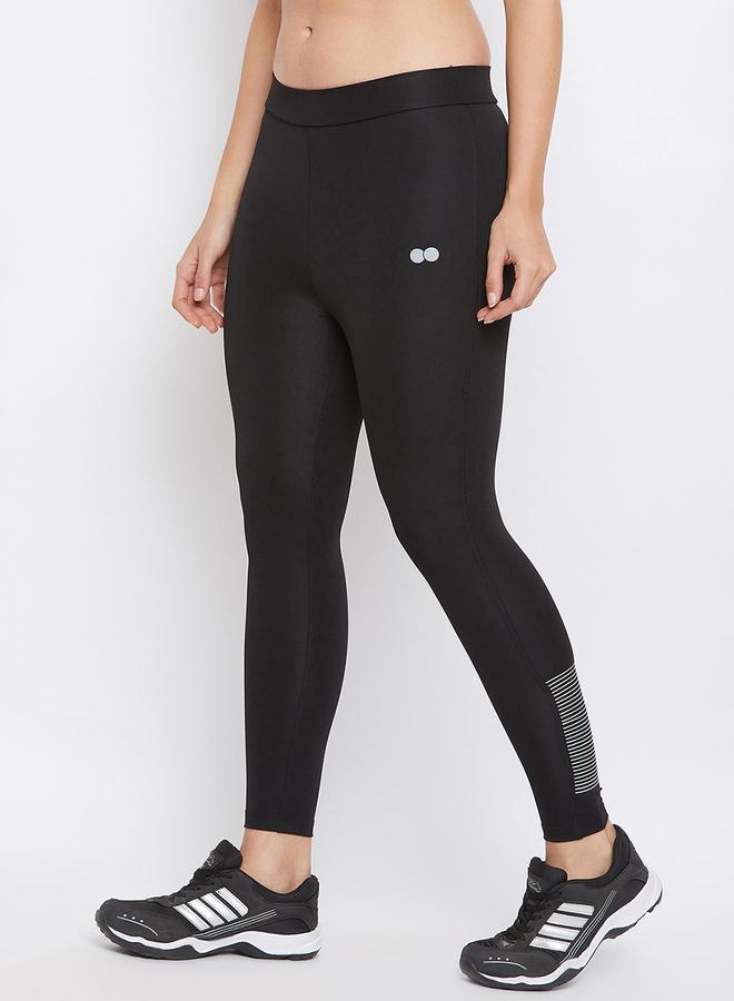 Clovia Black Solid Performance Leggings - Image 4
