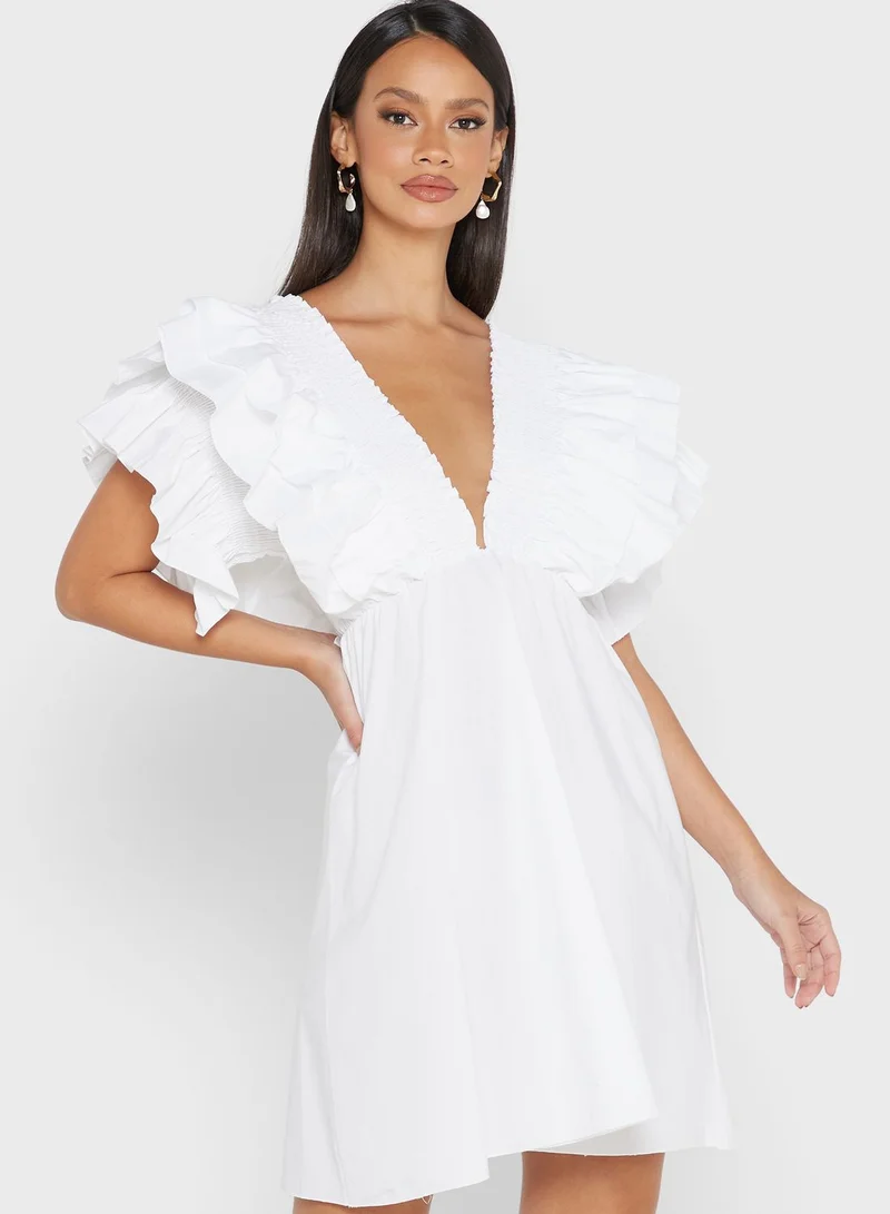 I SAW IT FIRST White Cotton Shirred Plunge Ruffle Sleeve Skater Dress