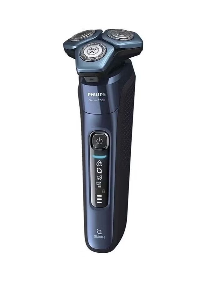 Philips Shaver Series 7000 Wet And Dry Electric Shaver S7782/71, Midnight Blue  - Image 3