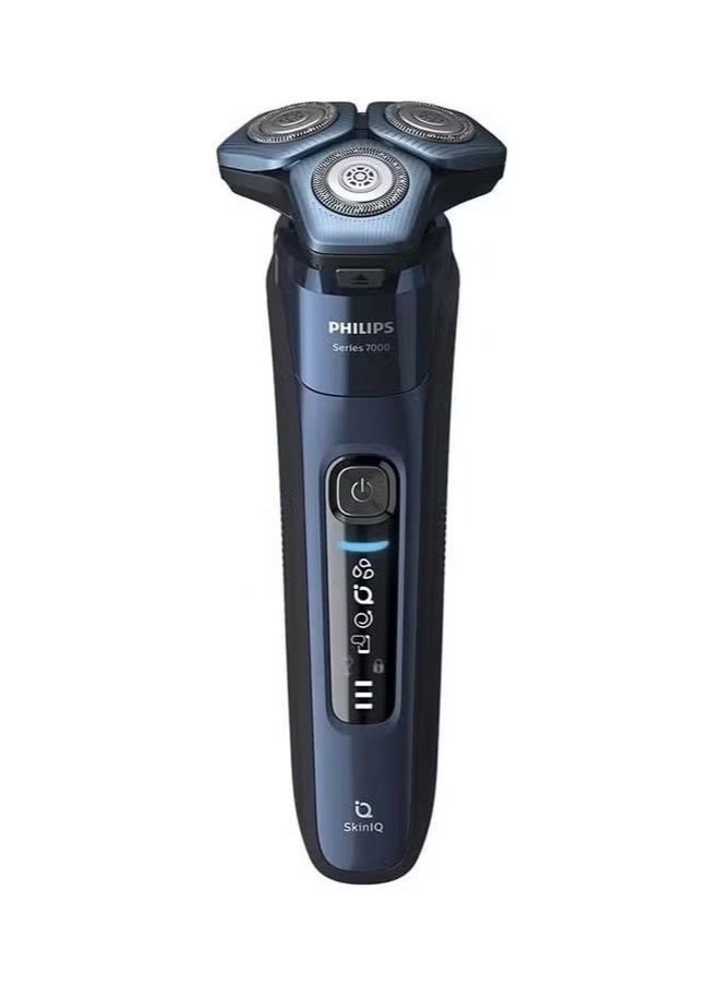 Philips Shaver Series 7000 Wet And Dry Electric Shaver S7782/71, Midnight Blue  - Image 2