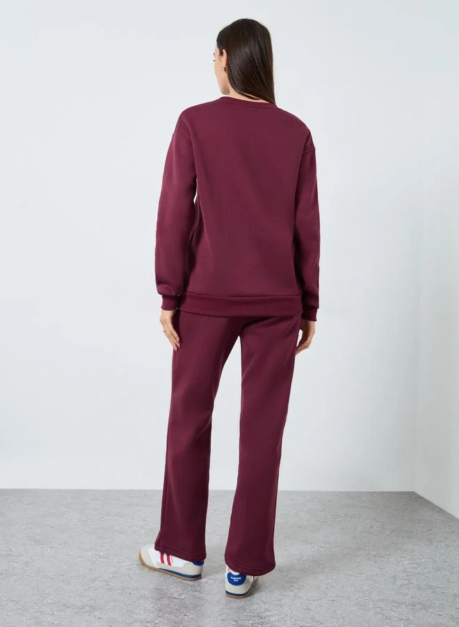 ستايلي طقم منسق من جوغر وسويت شيرت سادة بقصة عادية