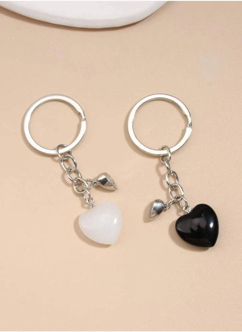 Generic - Medallion keys in the shape of two hearts - Image 1