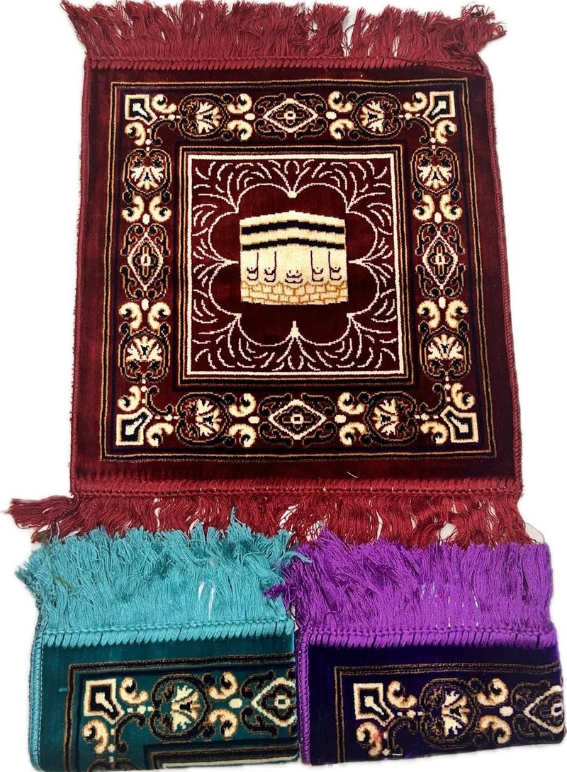 Small Prayer Mat , Set of 3 in Unique Colors & Designs. Square-shaped (40×40 cm), known as “Sajada” and used to cover the place of prostration (forehead area) during prayer. Suitable for everyone.
