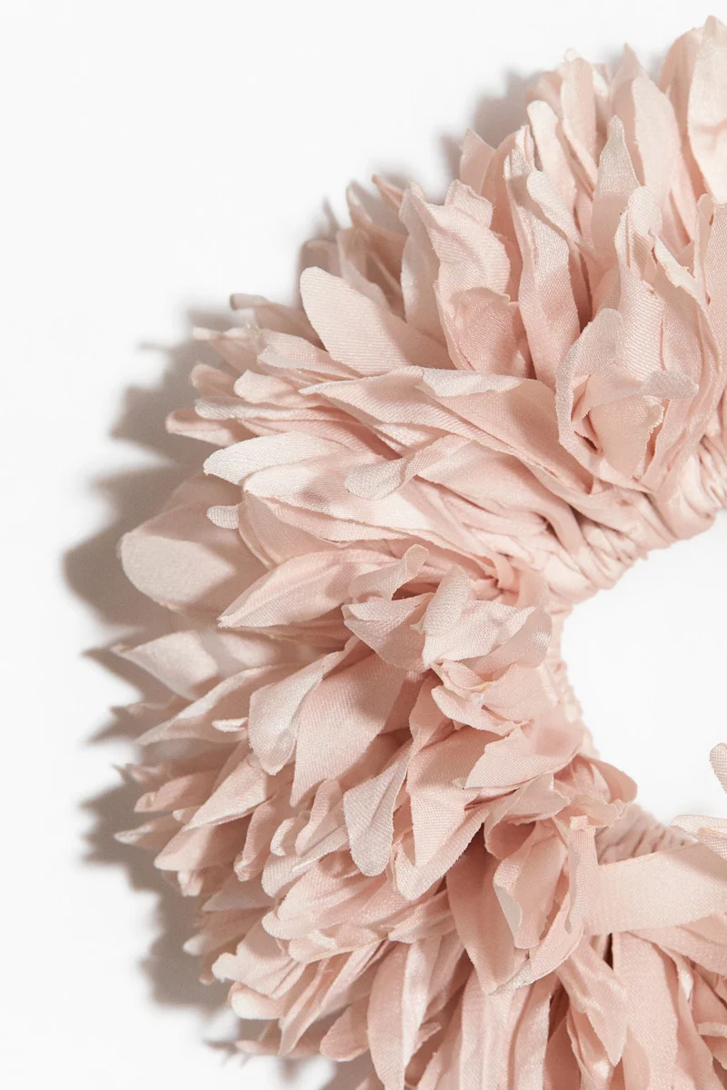 H&M Flower-look scrunchie
