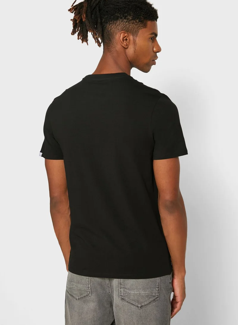 GUESS Space Crew Neck T-Shirt