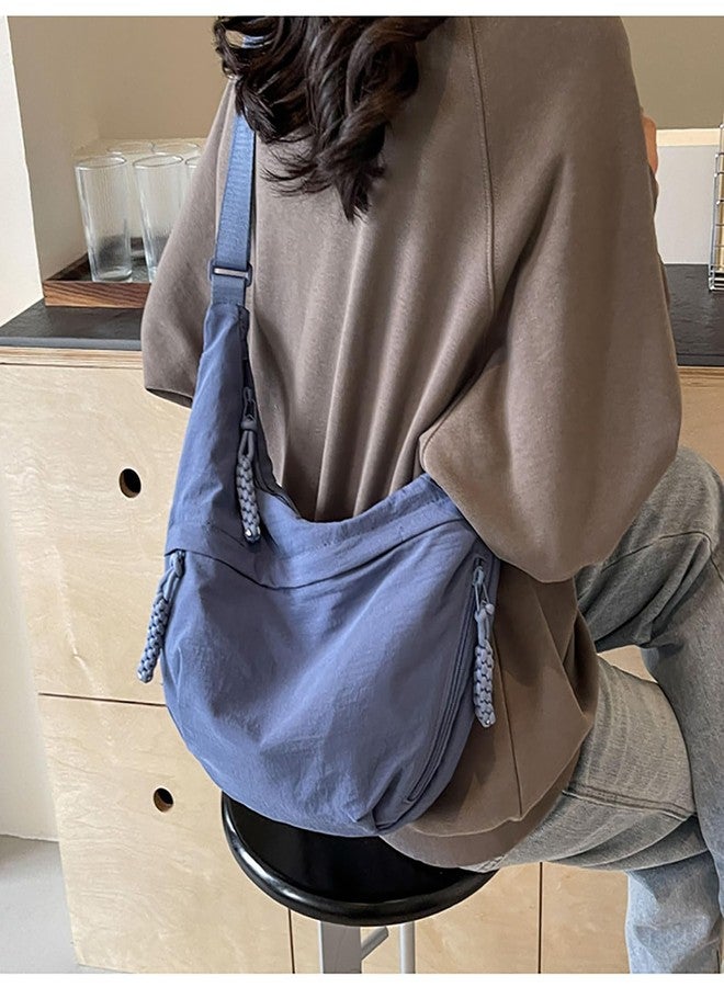 W WINTMING حقيبة كتف هلالية الشكل، حقيبة كروسبودي من النايلون للنساء، حقائب هوبو من النايلون، حقيبة كتف متدلية، حقائب على شكل زلابية (صغيرة، زرقاء) - Image 3
