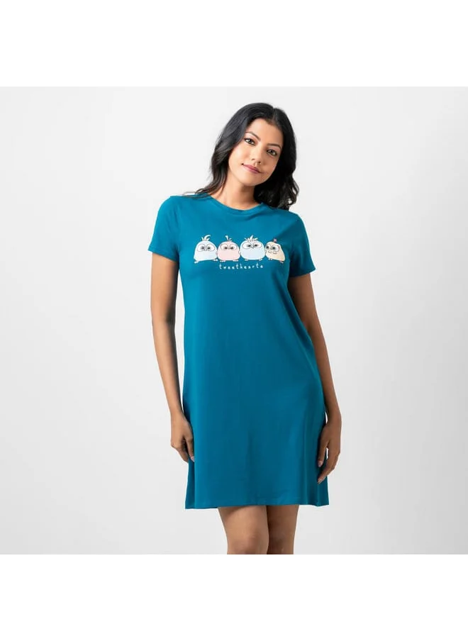 Aadaraya Aadaraya Slogan Print Sleepshirt with Short Sleeves and Crew Neck