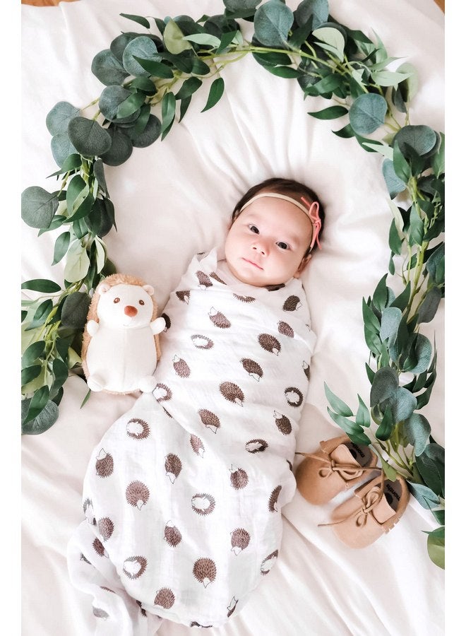 MOYA Baby Gift Box - Newborn Keepsake Box for Boy and Girl, Baby Clothes, Knotted Gown and Swaddle Blanket, Baby Shower Gifts Set for Unisex in a Box and a Basket, Baby Welcome Box, Baby Registry. - Image 4