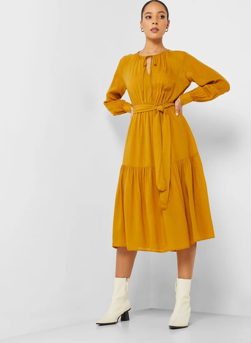 Reserved Tiered Belted Dress