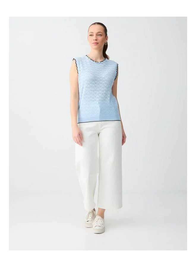 Jimmy Key Light Blue Boat-Neck Sleeveless Patterned Knit Blouse.