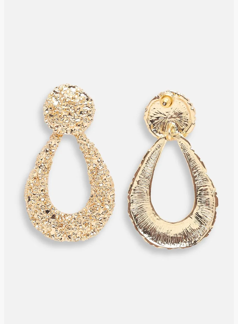SOHI Gold Plated Party Designer Drop Earring For Women