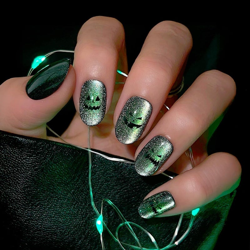 Glamnetic Stable inert material Press On Nails - Peek-o'-Lantern | Short Round Fake Nails with Pumpkin Jack-o’-Lantern Graphics & Velvet Finish, Salon Quality Halloween Nails | 15 Sizes - 30 Nail Kit with Glue Storage burden minimized build - Image 1