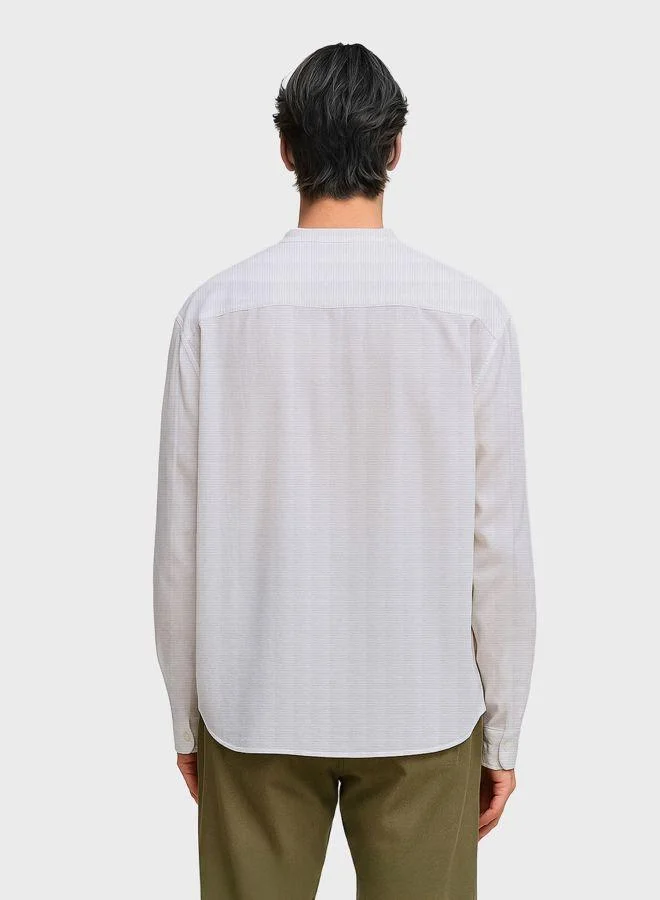 The Indian Garage Co Men Relaxed Fit Solid Collarless Full Sleeves Shirt