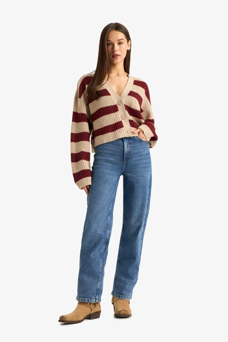 ديفاكتو Regular Fit V-Neck Buttoned Striped Knit Cardigan