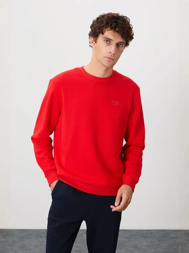 تومي لايف TOMMY Men's Regular Fit Crew Neck Sweatshirt