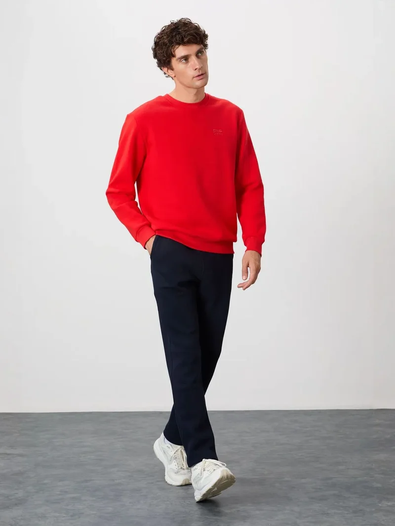 تومي لايف TOMMY Men's Regular Fit Crew Neck Sweatshirt