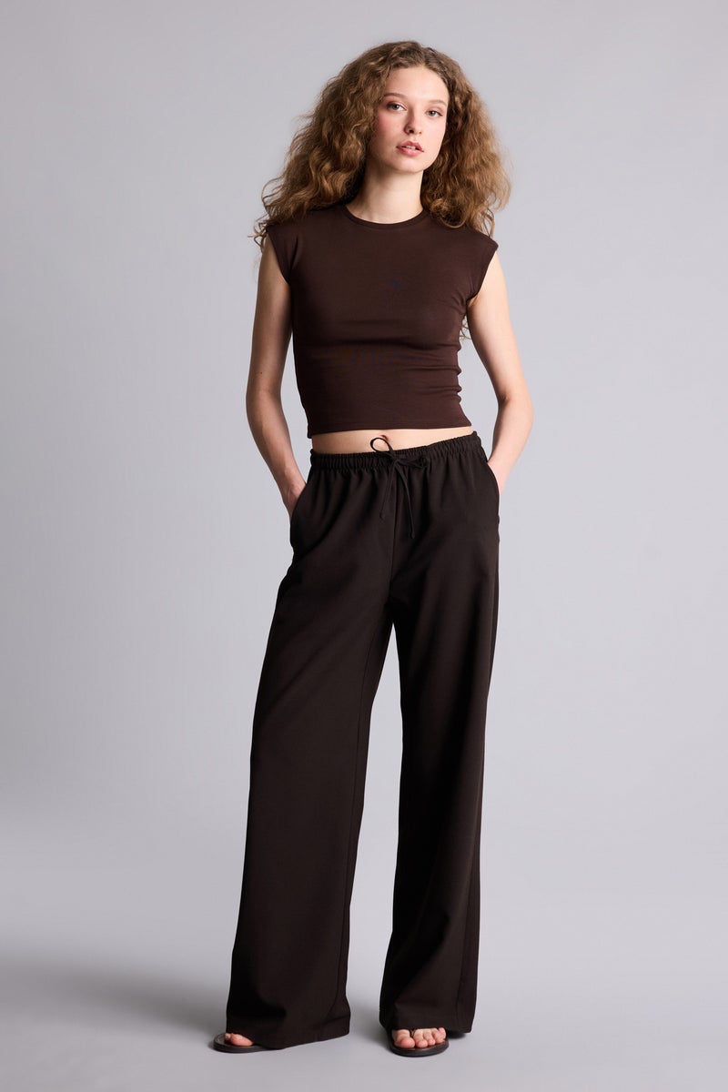 ديفاكتو بنطلون وايد ليج برجل واسع بجيب وخصر عادي - Image 2