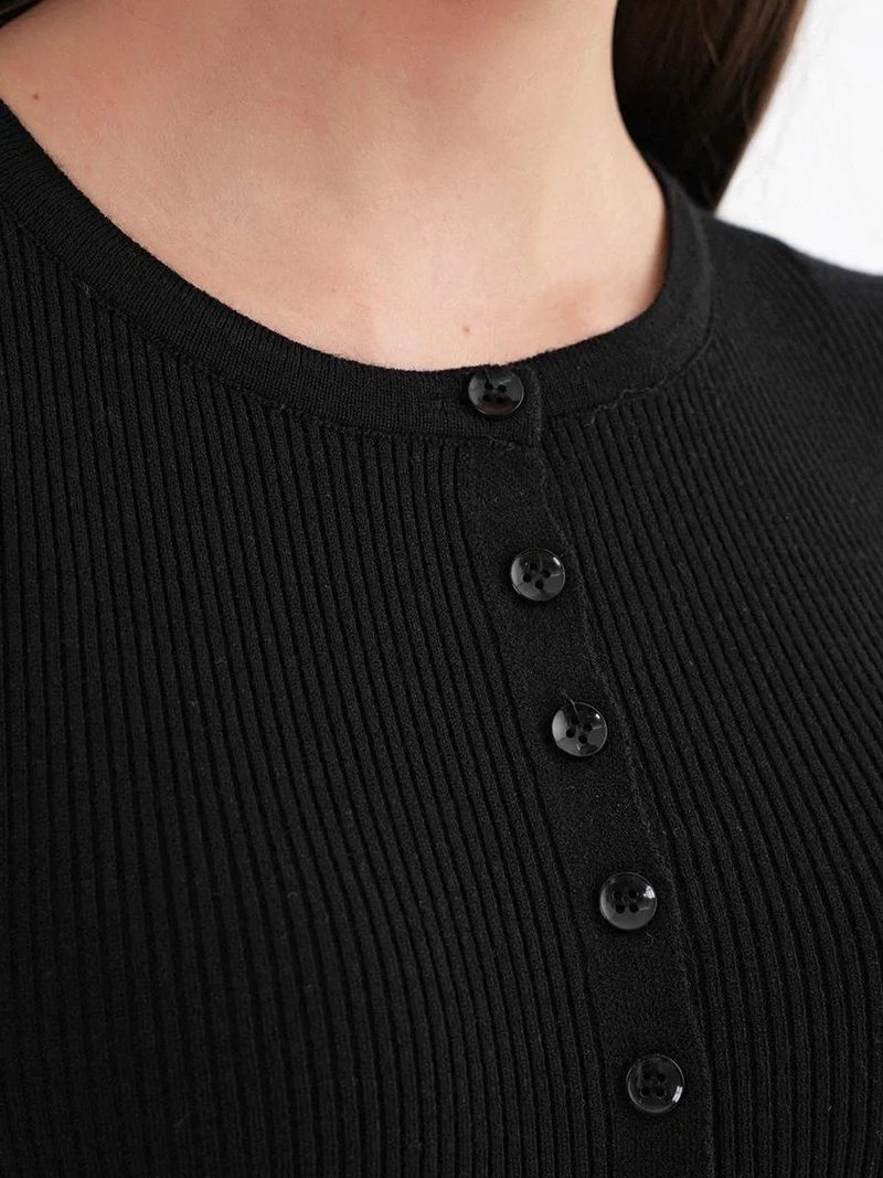 Mixray Black Mixray Buttoned Slim Fit Ribbed Knit Cardigan for Women | Best Price UAE
