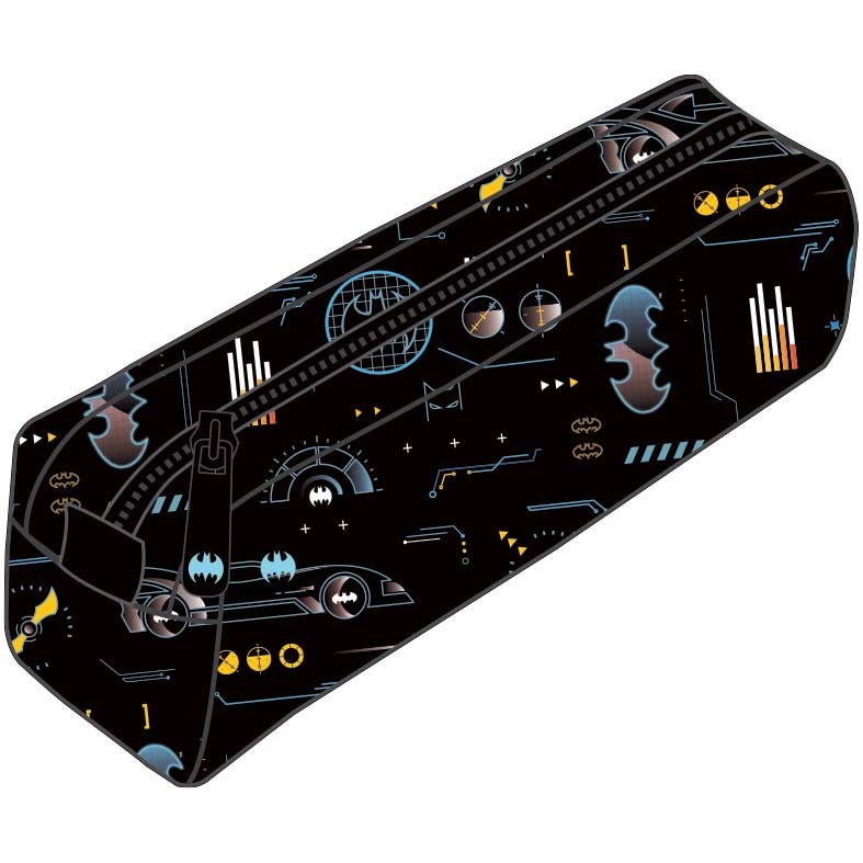 Warner Bros. DC Batman 4 Pcs Backpack Set with Lunch Bag, Water Bottle & Pencil Case - Image 3