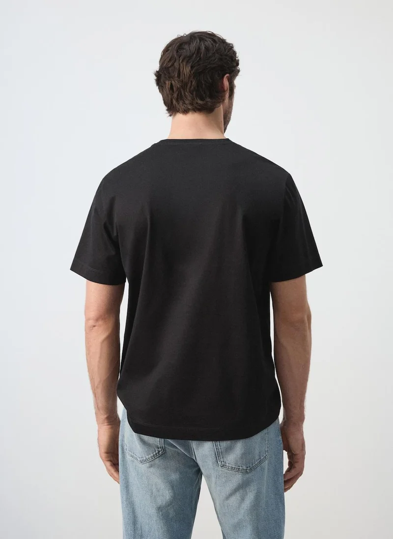 Mango Man 99-NEGRO Regular-Fit 190-Gsm T-Shirt for Men | Best Price UAE