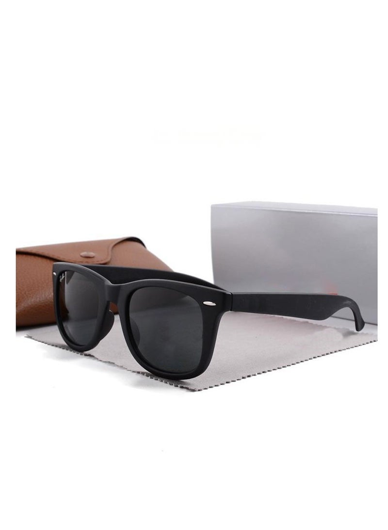 نظارات شمسية عدسات الوايفر الجديدة ذات حماية من الأشعة فوق البنفسجية مع إطار أسود - Image 1