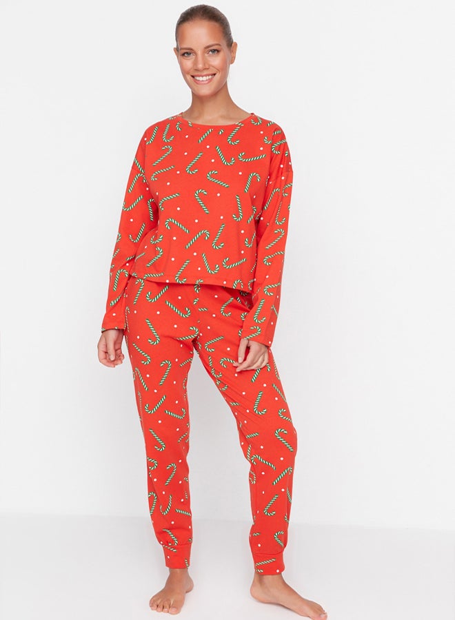 trendyol Red Cotton New Year Themed Tshirt-Jogger Knitted Pajama Set THMAW21PT0771 - Image 4