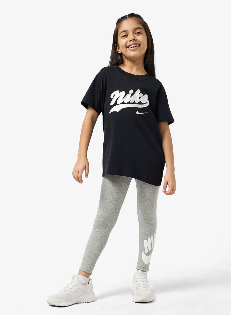 Nike Youth Nsw Tred Bf T-Shirt - Image 4
