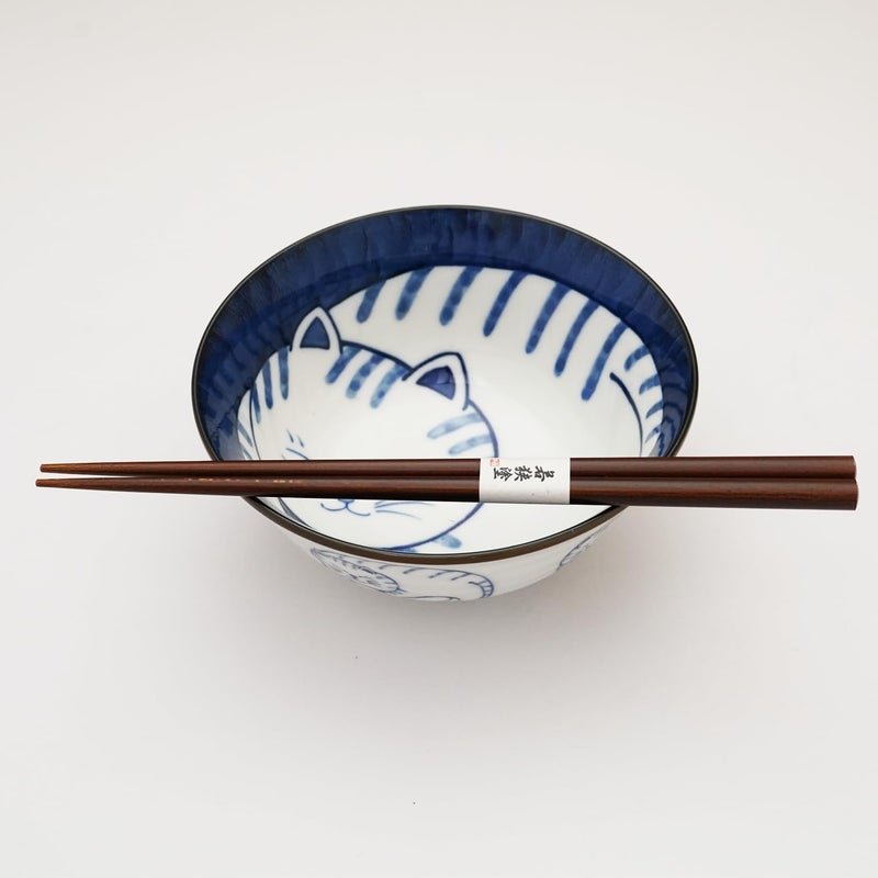COTONOHA Mino Ware CatDesign Rice Bowl  WakasaNuri Wooden Chopsticks Pair Set  Artisan Japanese Tableware for Various Dishes Presented in an Elegant Black Box Striped Cat - Image 3