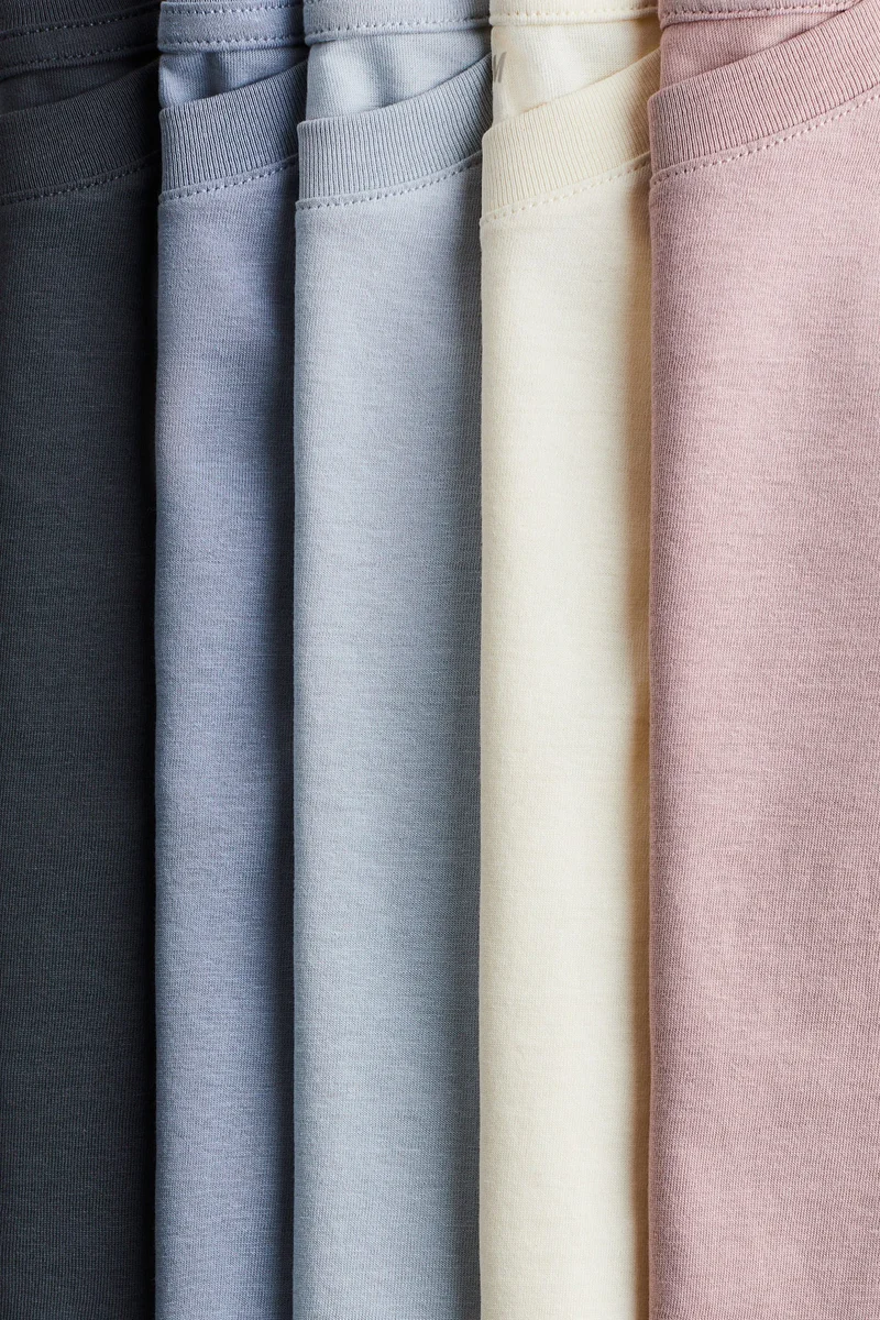 اتش اند ام تي-شيرتات - عبوة من 5 قطع