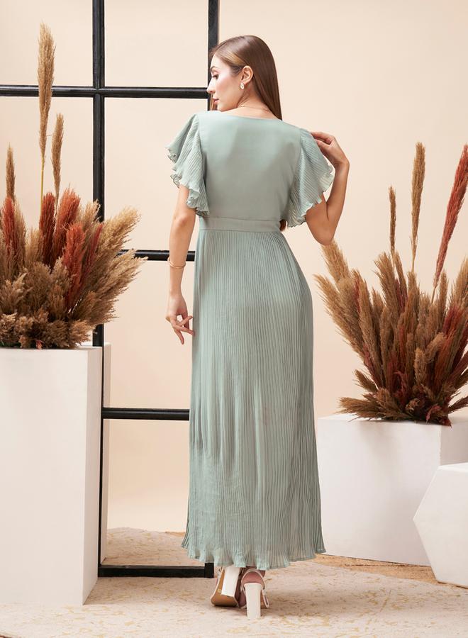 Mish Accordian Pleated Maxi Dress with Flutter Sleeve by Styli  - Image 4