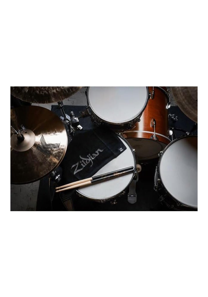 Zildjian Black Drummers Towel (ZTOWEL) - Soft & Absorbent Cotton - Image 3