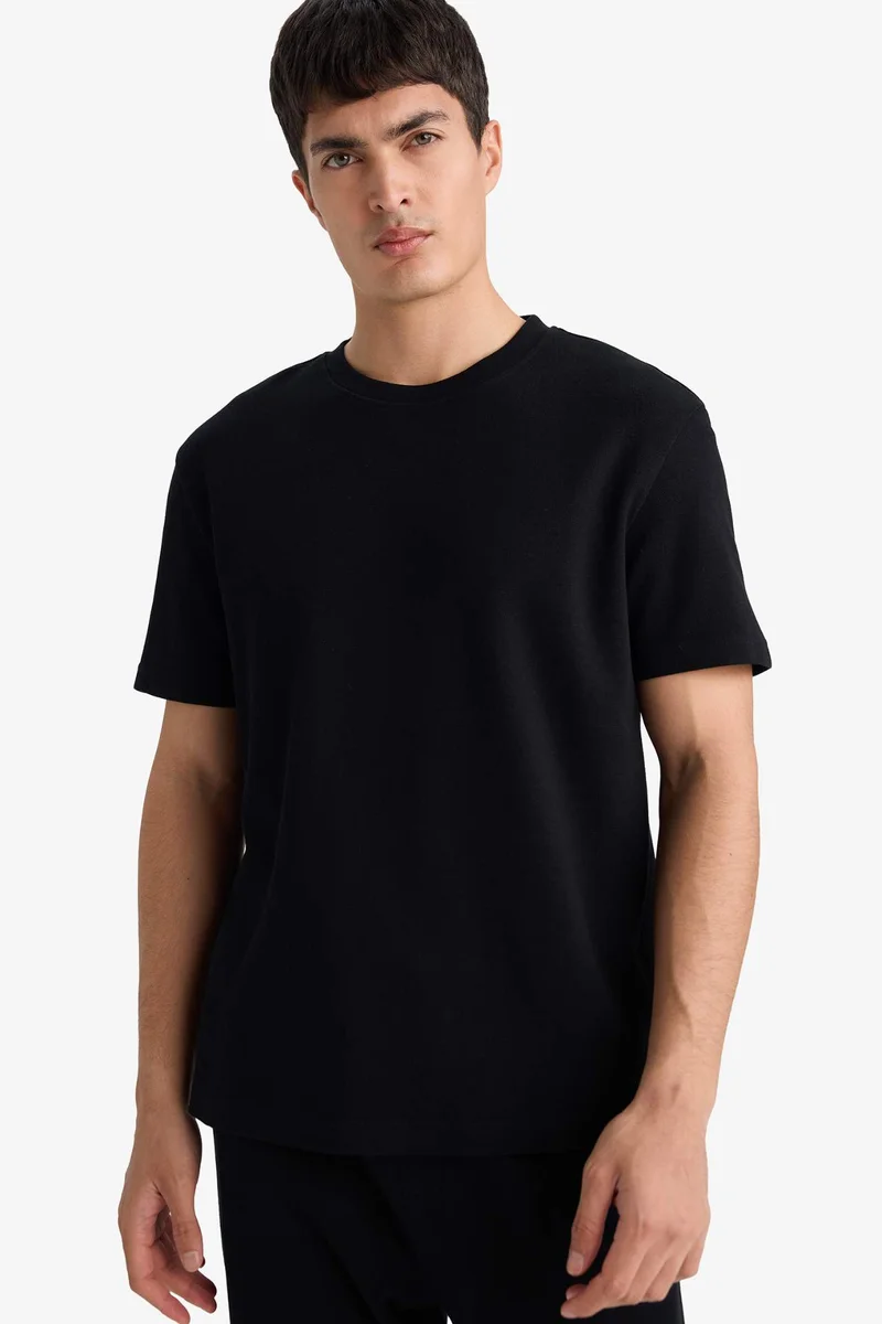 ديفاكتو Short Sleeve T-Shirt