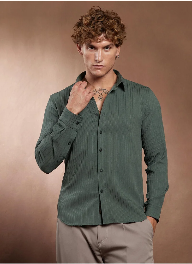 Campus Sutra Campus Sutra Men's Emerald Green Pinstripe-Tactile Shirt For Casual Wear | Spread Collar | Long Cuffed Sleeves | Button Closure | Shirt Crafted With Comfort Fit For Everyday Wear