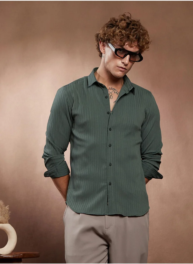 Campus Sutra Campus Sutra Men's Emerald Green Pinstripe-Tactile Shirt For Casual Wear | Spread Collar | Long Cuffed Sleeves | Button Closure | Shirt Crafted With Comfort Fit For Everyday Wear