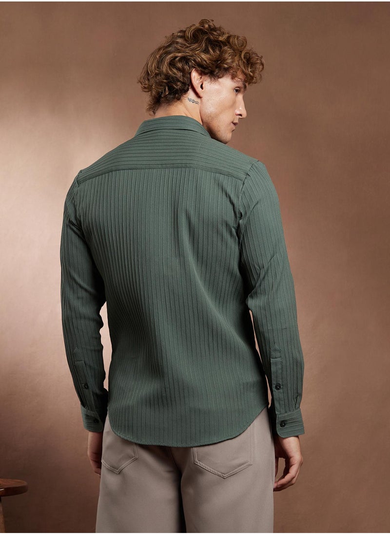 Campus Sutra Campus Sutra Men's Emerald Green Pinstripe-Tactile Shirt For Casual Wear | Spread Collar | Long Cuffed Sleeves | Button Closure | Shirt Crafted With Comfort Fit For Everyday Wear  - Image 5