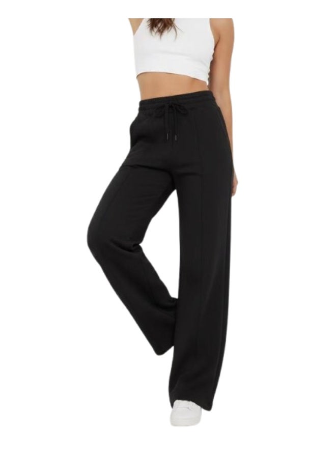 بنطلون ميلتون وايد ليج رياضي حريمي خصر عالي مزين بخط – بنطال نسائي خامة ميلتون مريحة، قصة واسعة عصرية، مناسب للخروجات والكاجوال - Image 1