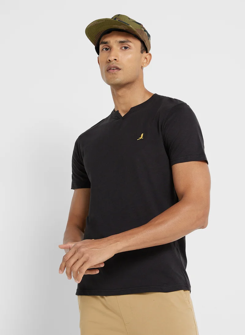 BRAVE SOUL V-neck T-Shirt